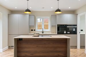 Kitchen- click for photo gallery